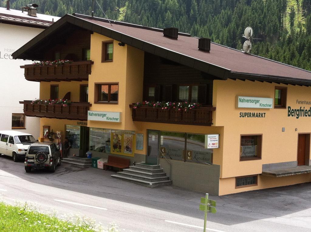 Ferienhaus Bergfrieden Санкт Леонард им Пицтал Екстериор снимка